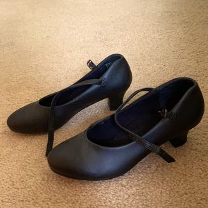 Size 7 Character Shoes